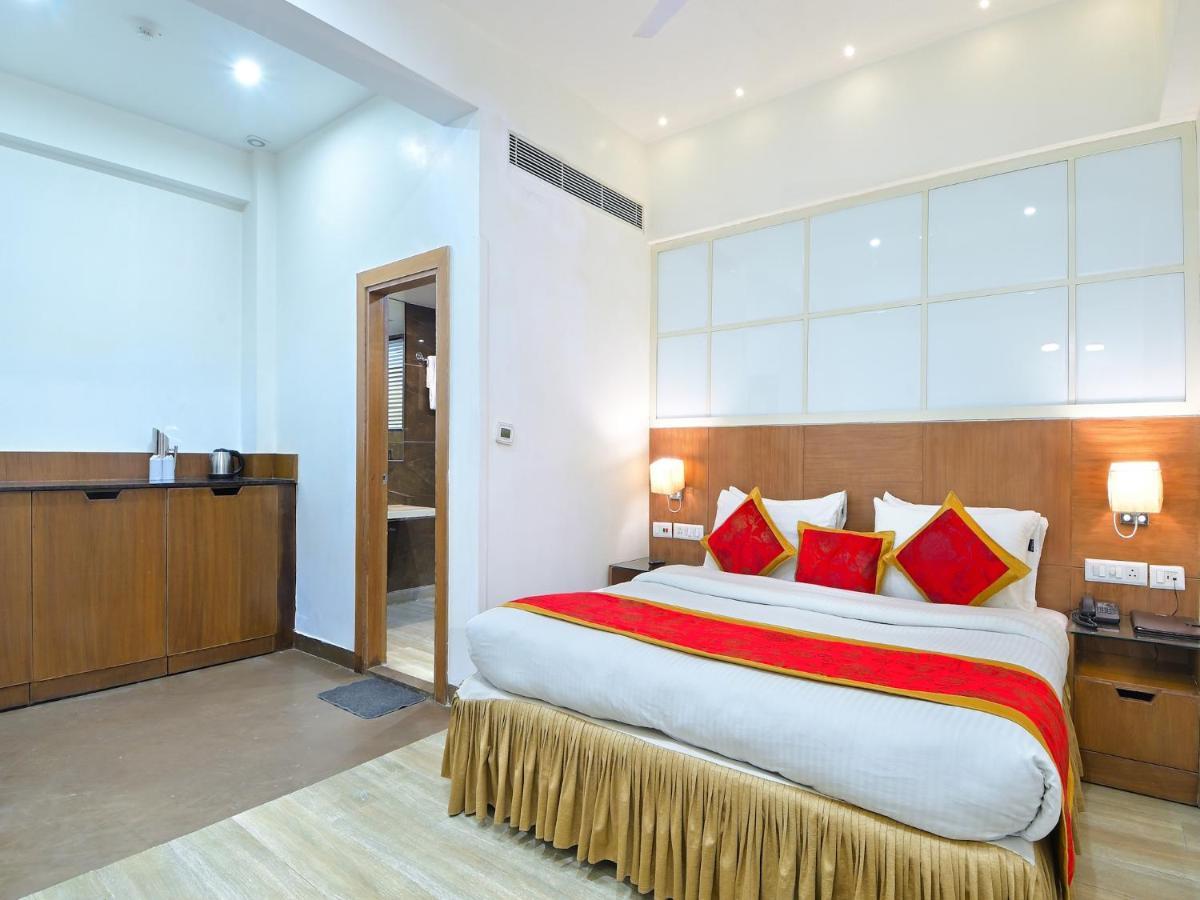 Hotel Hari Piorko New Delhi Luaran gambar
