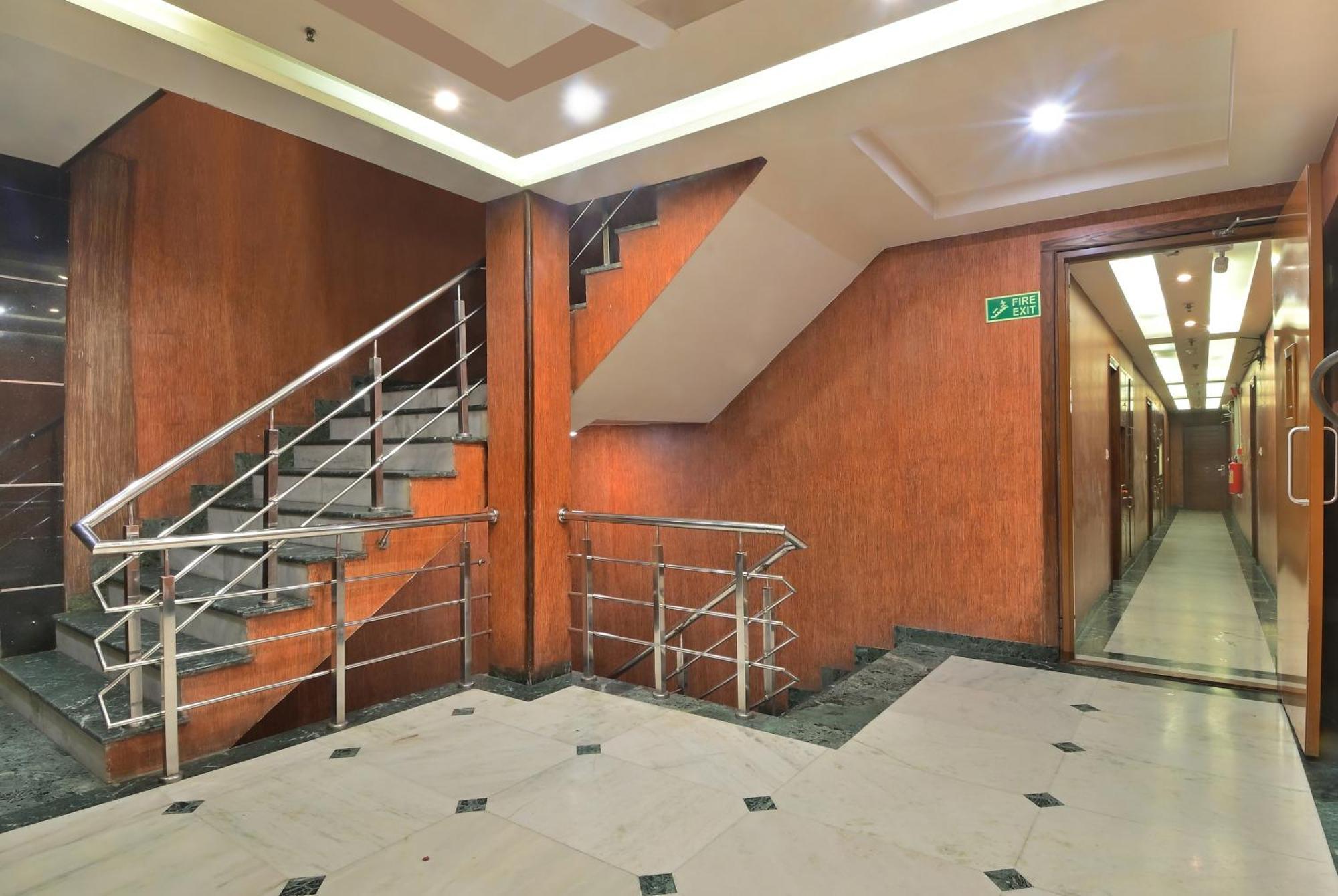 Hotel Hari Piorko New Delhi Luaran gambar